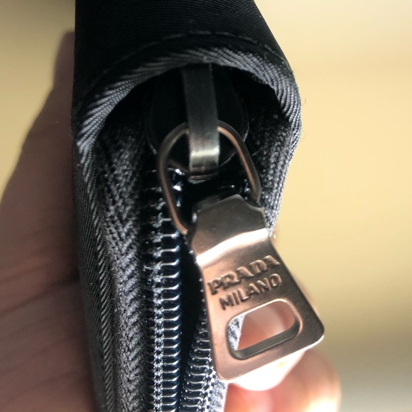 PRADA WALLET - Picture 5 of 5